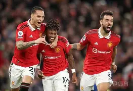 曼联训练开放日，加时末段完成体检引欢呼，欧冠在即，球探报告显示潜力